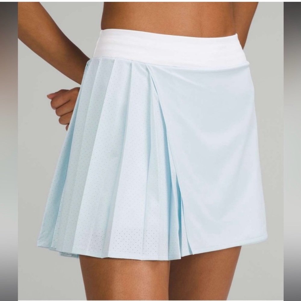 Women's Light Blue Pleated Skirt